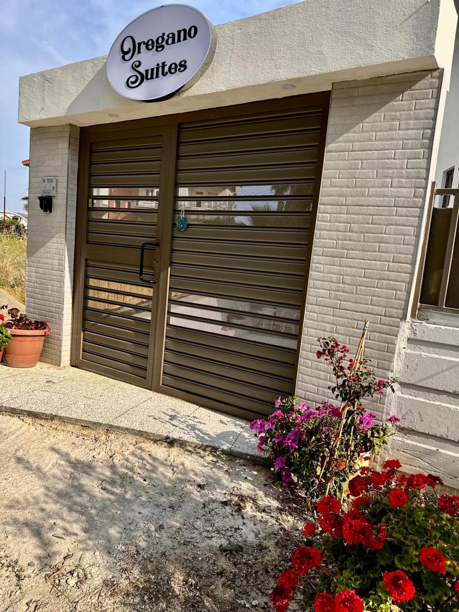 Oregano Suites 시데 외부 사진
